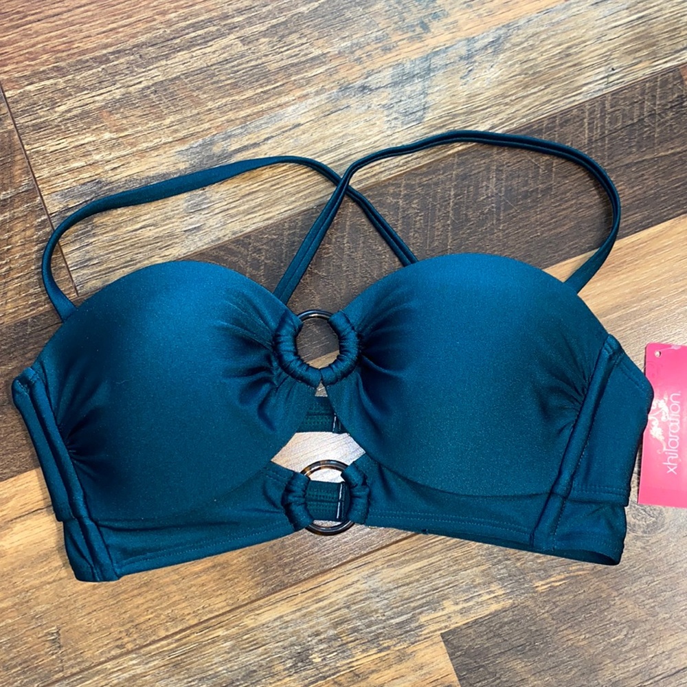 Medium NWT Xhilaration swim top